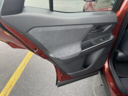 
										Toyota C-HR full									