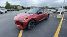 
										Toyota C-HR full									