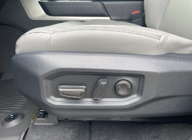
								Toyota Tundra full									