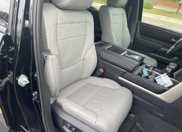 
								Toyota Tundra full									