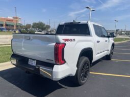 Toyota Tundra Hybrid full