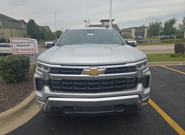 
 Chevrolet Silverado 1500 full									