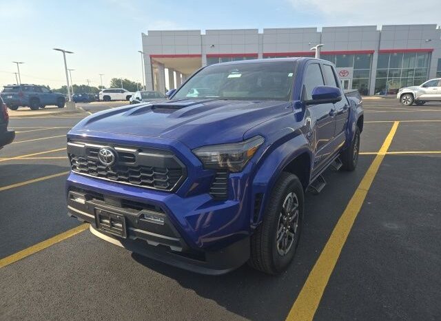 
 Toyota Tacoma full									