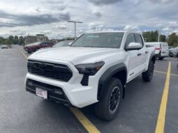 
										Toyota Tacoma full									