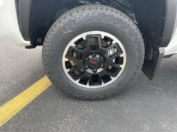 
										Toyota Tacoma full									