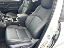 
										Toyota Tacoma full									
