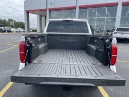 
										Toyota Tacoma full									