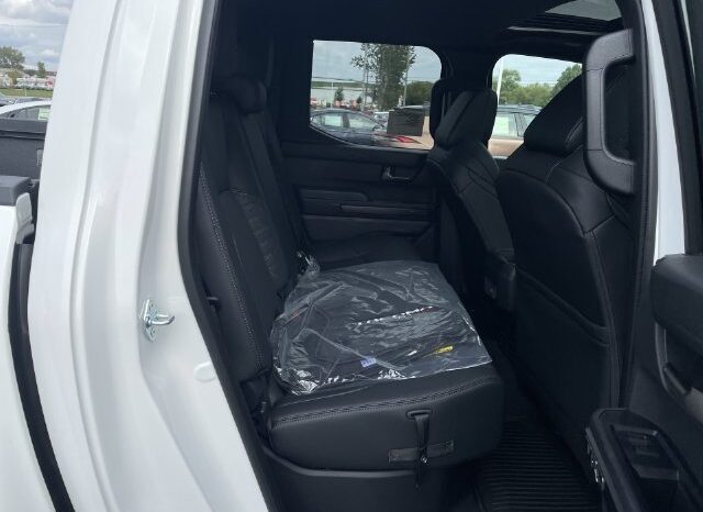 
								Toyota Tacoma full									