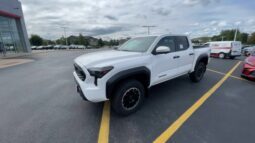 
										Toyota Tacoma full									