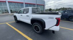 
										Toyota Tacoma full									