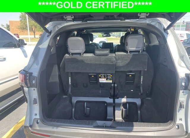 
 Toyota Sienna full									