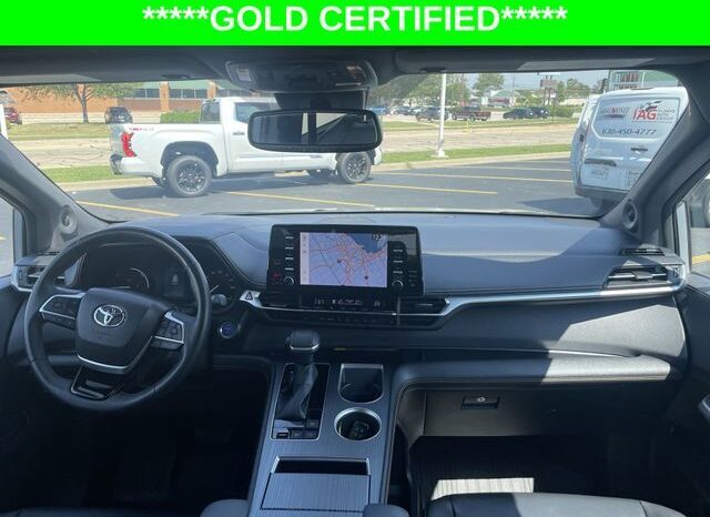 
 Toyota Sienna full									