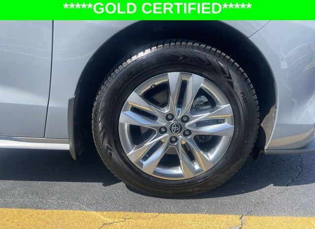 
 Toyota Sienna full									