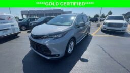 Toyota Sienna full