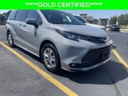 Toyota Sienna full