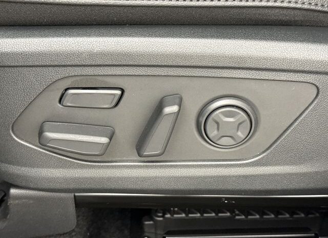 
								Kia Sorento Hybrid full									