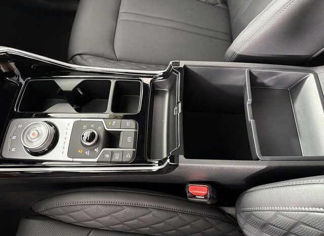 
								Kia Sorento Hybrid full									