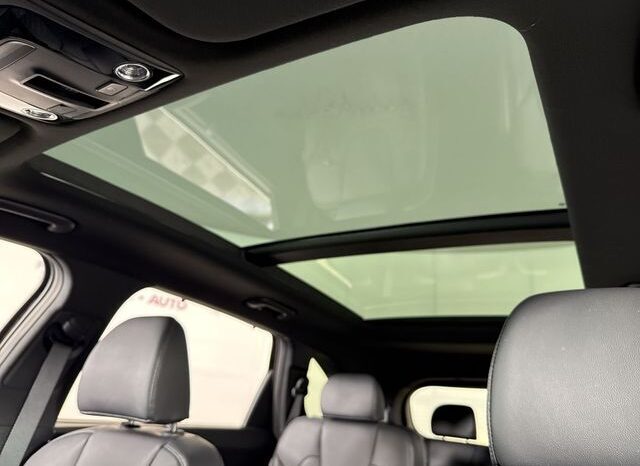 
								Kia Sorento Hybrid full									