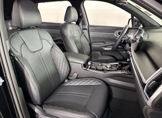 
								Kia Sorento Hybrid full									