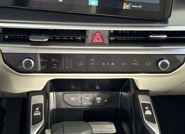 
								Kia Sorento full									