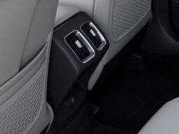 
 Kia Sorento Hybrid full									