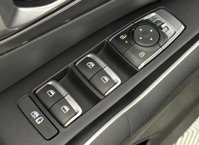 
								Kia Sorento full									