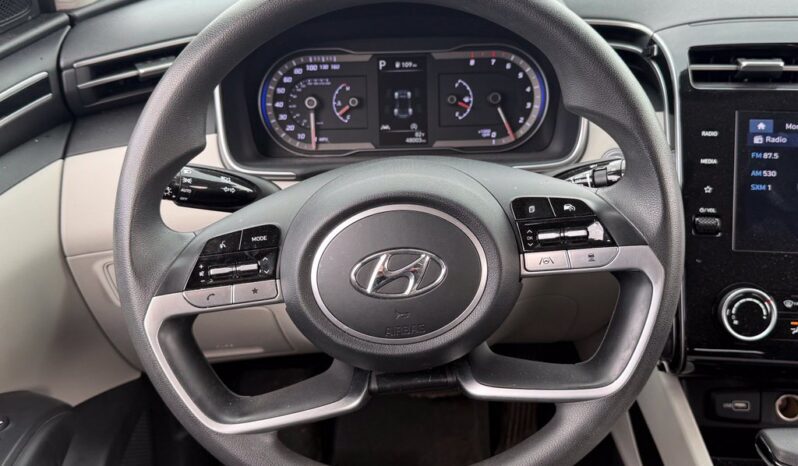 
								Hyundai Tucson full									