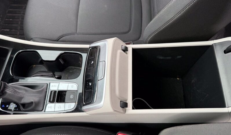 
								Hyundai Tucson full									