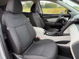 
										Hyundai Tucson full									