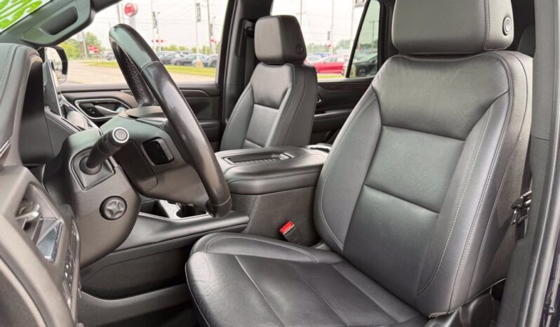 
								Chevrolet Tahoe full									