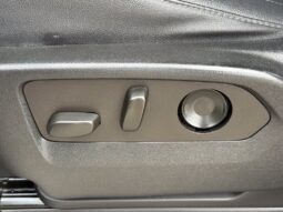 
										Chevrolet Tahoe full									