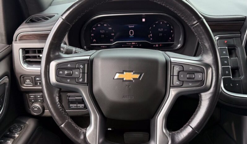 
								Chevrolet Tahoe full									