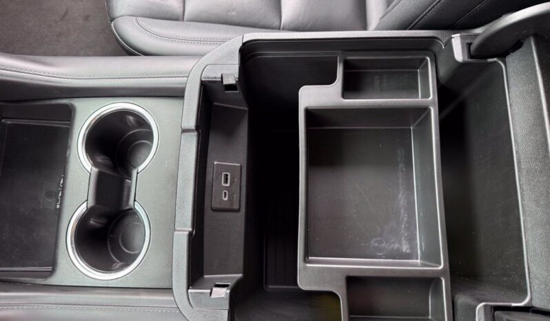 
								Chevrolet Tahoe full									