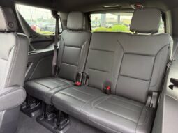 
										Chevrolet Tahoe full									