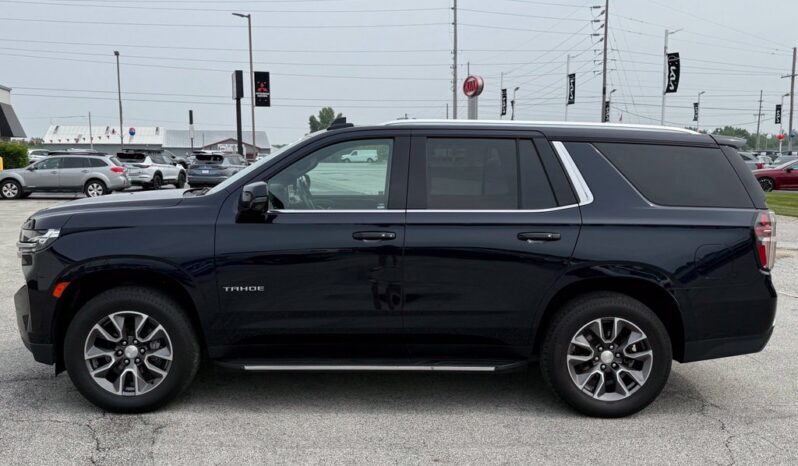 
								Chevrolet Tahoe full									