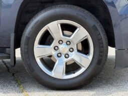 
										Chevrolet Tahoe full									