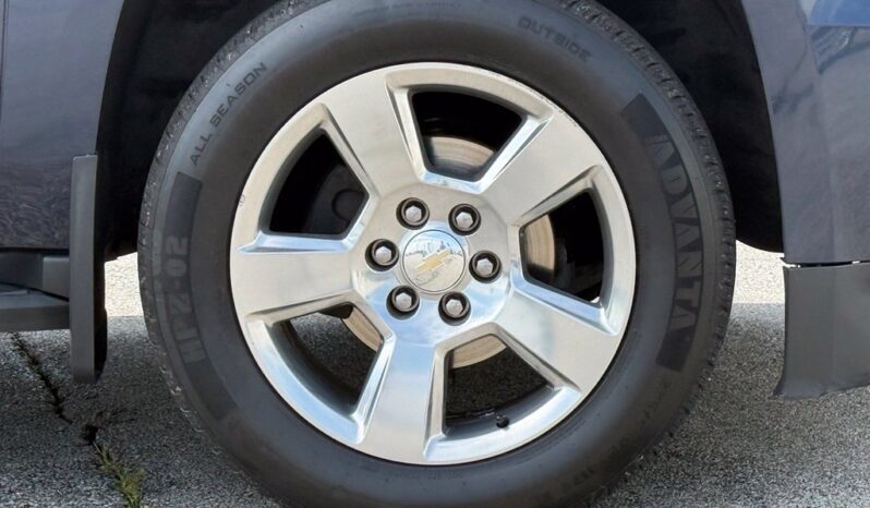 
								Chevrolet Tahoe full									