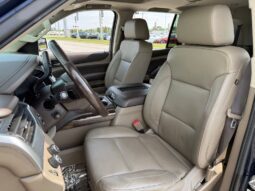 
										Chevrolet Tahoe full									