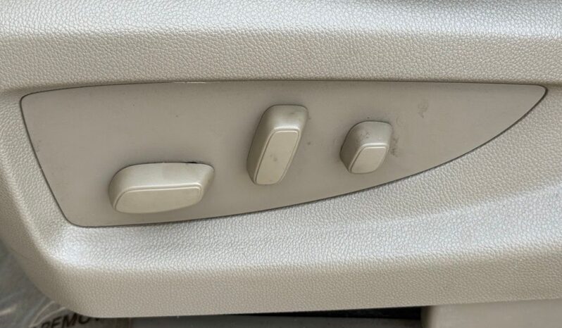 
								Chevrolet Tahoe full									