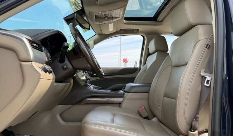 
								Chevrolet Tahoe full									