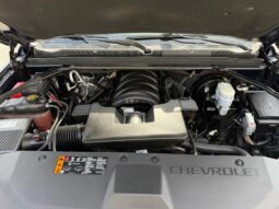 
										Chevrolet Tahoe full									