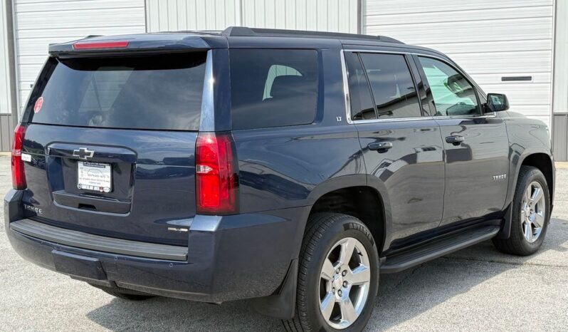 
								Chevrolet Tahoe full									