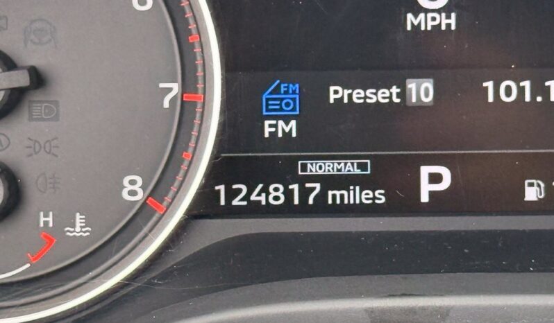 
								Mitsubishi Outlander full									