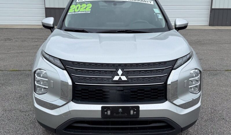
								Mitsubishi Outlander full									