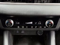 
										Mitsubishi Outlander full									