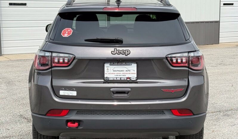 
								Jeep Compass full									