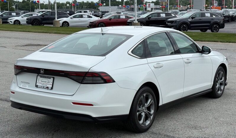
								Honda Accord full									