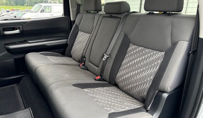 
 Toyota Tundra full									