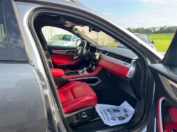 Jaguar F-PACE full