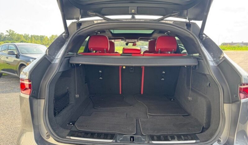 
 Jaguar F-PACE full									